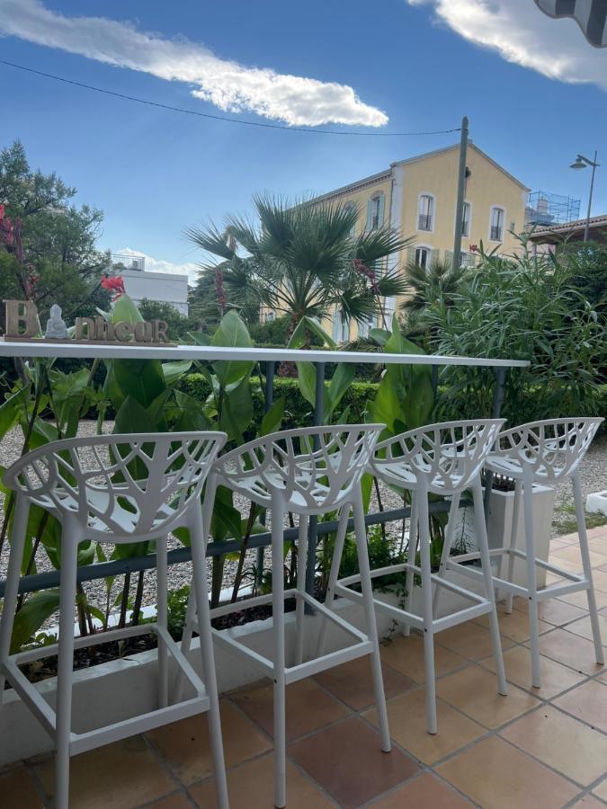 Winter Palace Cannes Buitenkant foto